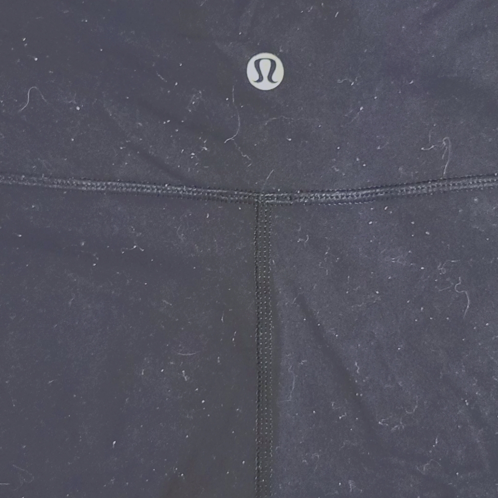 Lululemon black wunderunder crops